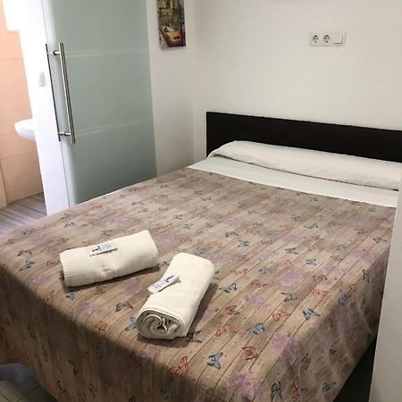 Pension La Ferroviaria - Sin Ascensor Zaragoza Dış mekan fotoğraf